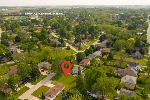 24 MAC KENZIE Street, ON N0N 1J0