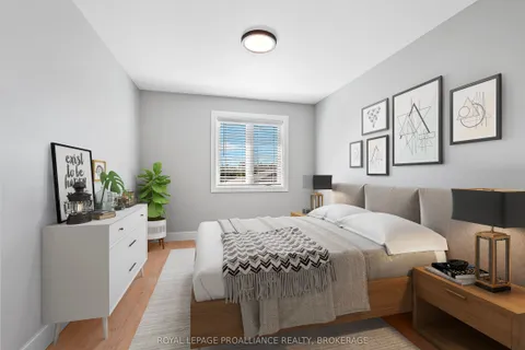 12 Dusenbury Crescent, ON K0H 2H0