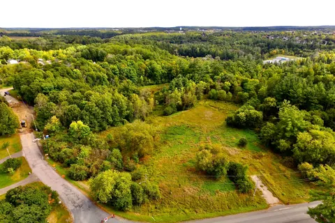 377 Bruce Street, ON K7V 3Z8