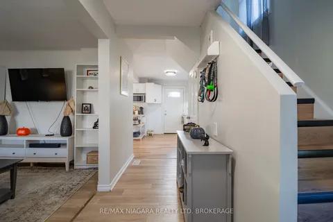 29 Wilson Street, ON L2R 5Z9