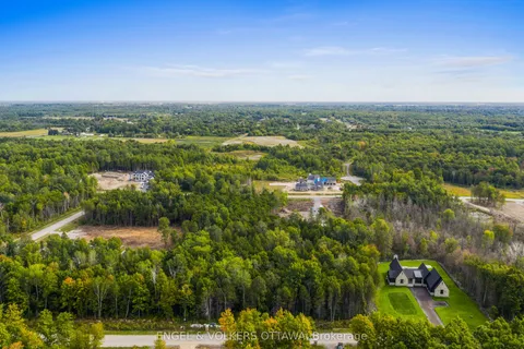 2327 Kilchurn Terrace, ON K4M 0A7