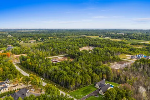 2327 Kilchurn Terrace, ON K4M 0A7