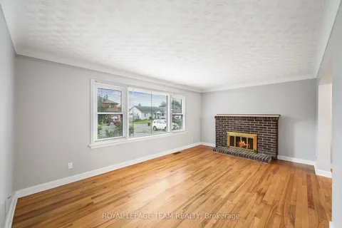 31 Savuto Way Street, ON K2G 2S9