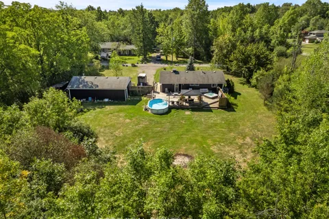 2858 Beach Avenue, ON L0S 1N0