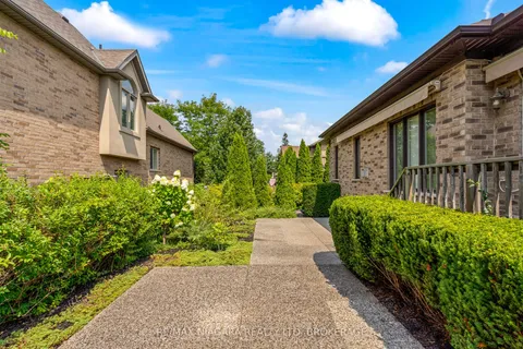 23 GORING Way, ON L0S 1J1