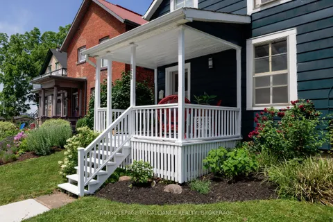 122 South Street, ON K7G 1A2