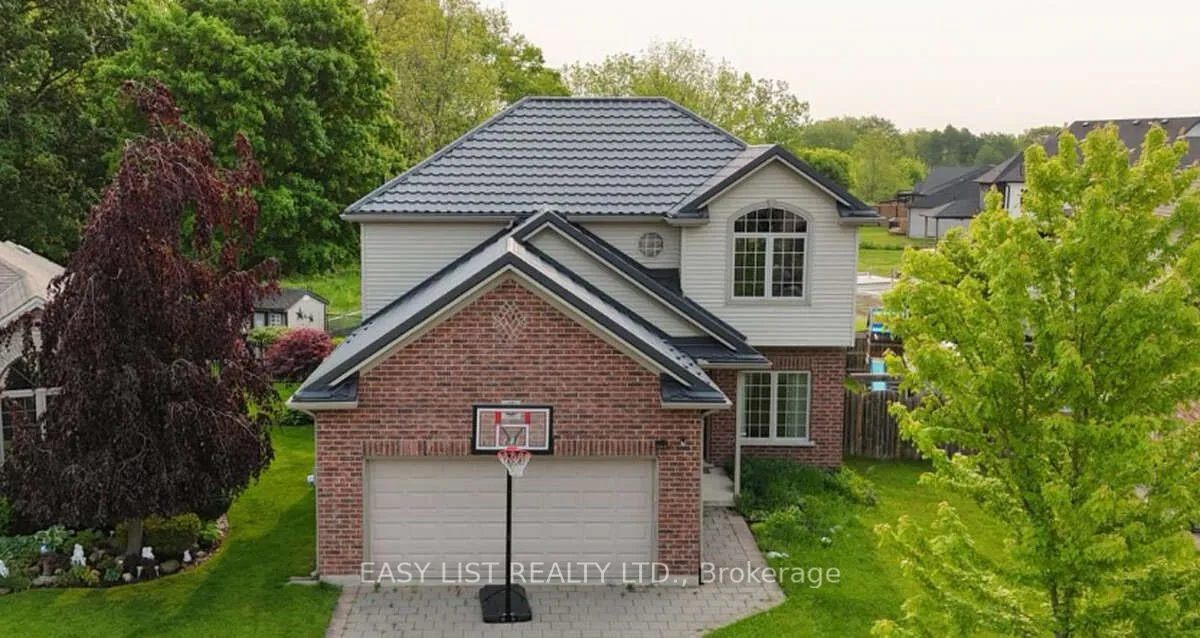 125 Deborah Drive, ON N7G 4E2