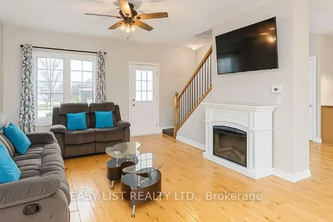 125 Deborah Drive, ON N7G 4E2