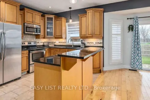 125 Deborah Drive, ON N7G 4E2