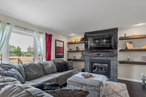 335 TALBOT Street, ON N0J 1E0