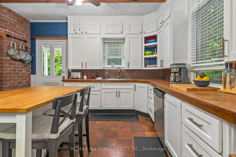 49 John Street, ON K0M 1N0