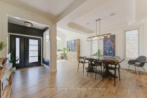 422 Rideau River Street, ON N2V 2Y4