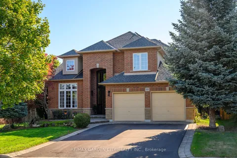 19 Golf Woods Drive, ON L3M 5P5