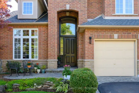 19 Golf Woods Drive, ON L3M 5P5