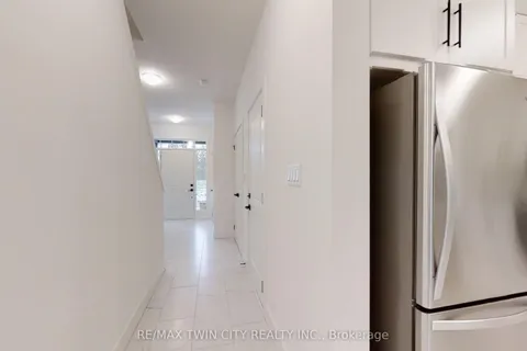 14 JULIE Court, ON N5X 3X4