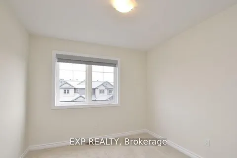 18 Rookie Crescent, ON K2V 0R9