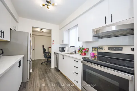 20 Station Street, ON L3C 5K7