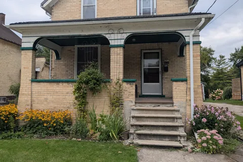 616 9th Avenue, ON N4N 2M8