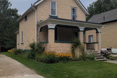 616 9th Avenue, ON N4N 2M8