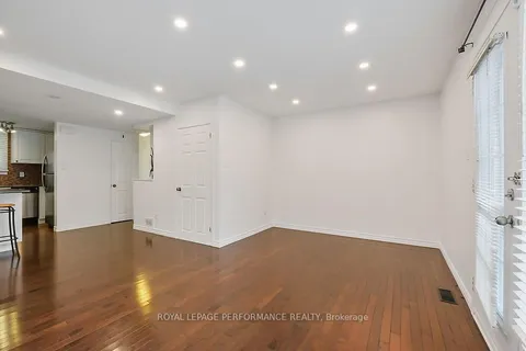 2654 Draper Avenue, ON K2H 6Z9