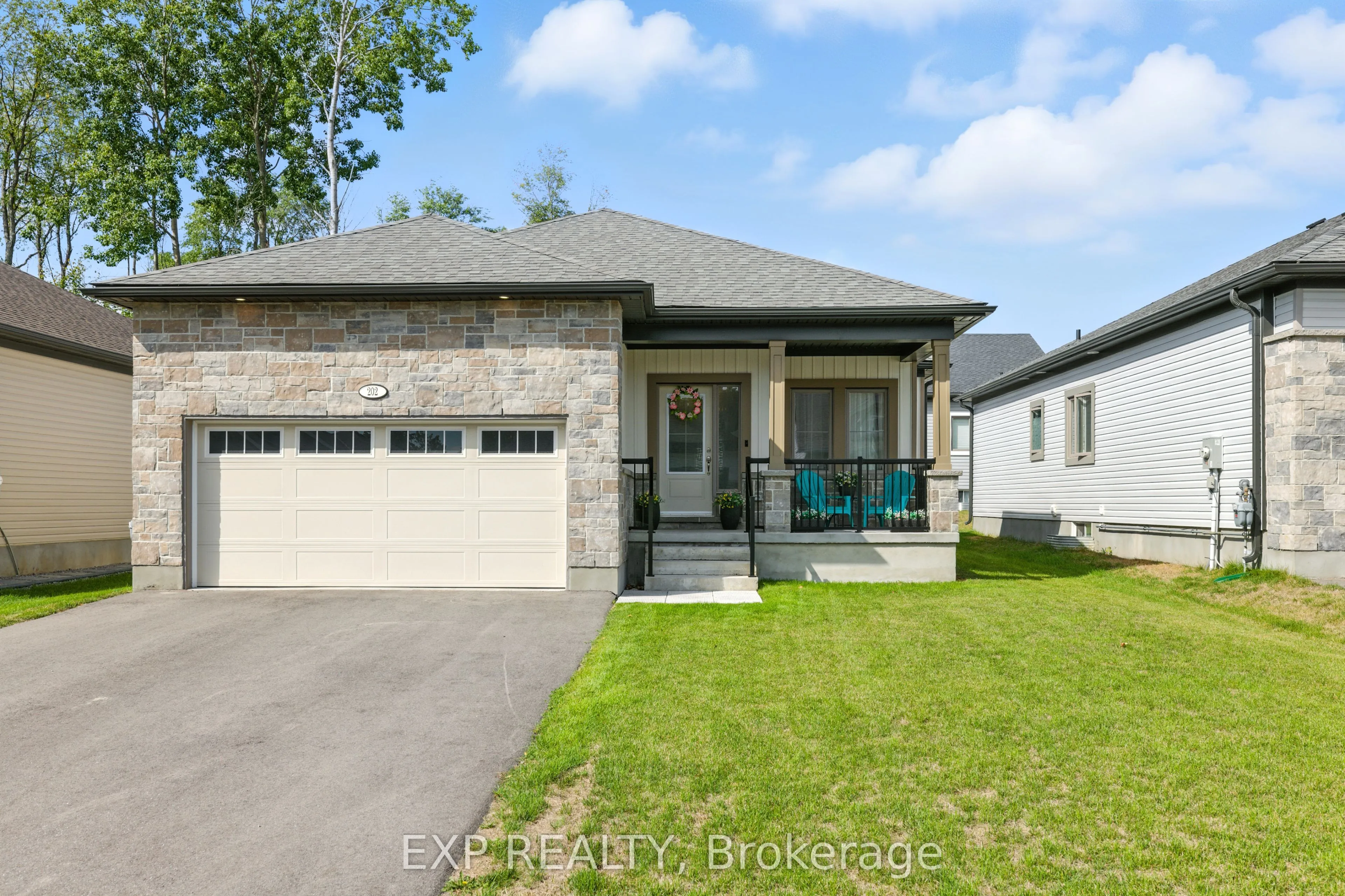 202 DOWSLEY Crescent, ON K6V 0E2