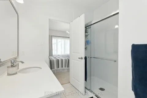 202 DOWSLEY Crescent, ON K6V 0E2