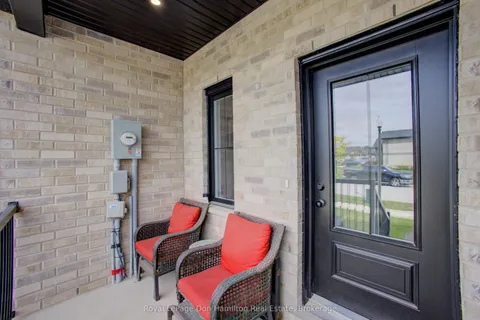 654 Wray Avenue, ON N4W 3K9