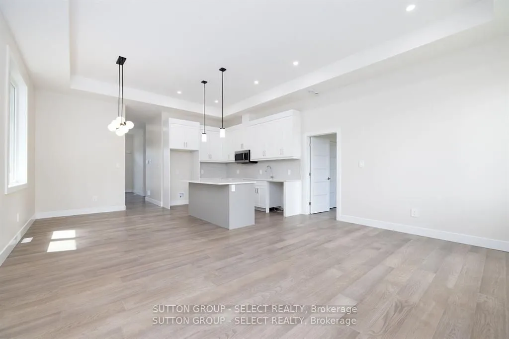 7966 Fallon Drive, ON N0M 1V0