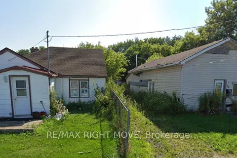 103 Bay Street, ON K0H 2N0