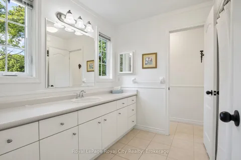 168 Palmer Street, ON N1E 2R6