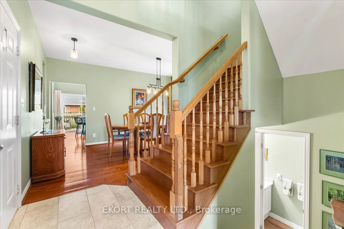 22 Linden Lane, ON K8N 5Y6