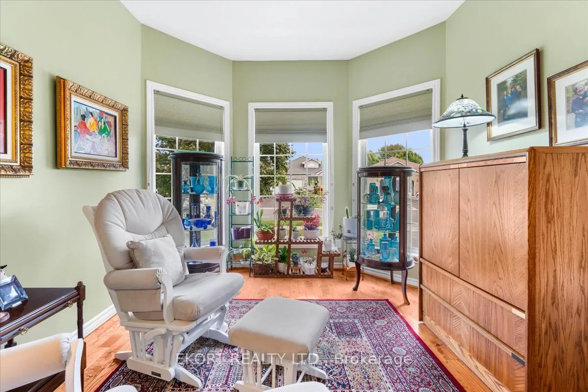 22 Linden Lane, ON K8N 5Y6