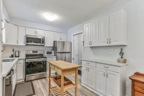 450 John Street, ON N5H 2E4