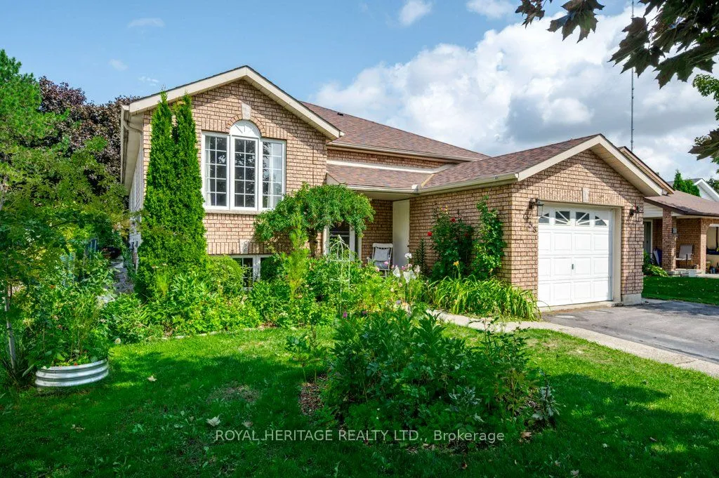 258 Franmor Drive, ON K9H 7M3