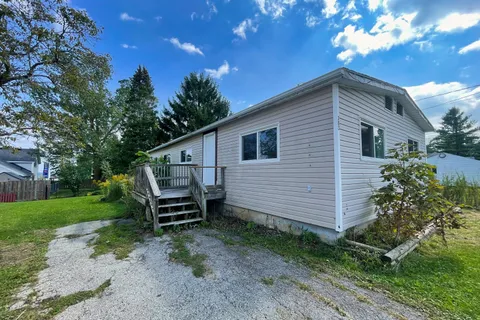 383 Thompson Street, ON N4L 1H7