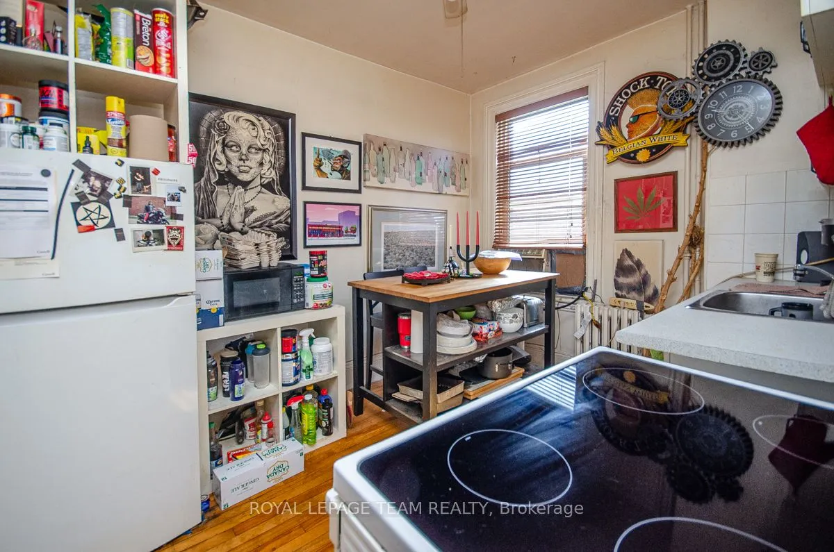 46 James Street, ON K2P 0T6