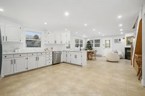 227 Queen Street, ON K9A 1N4