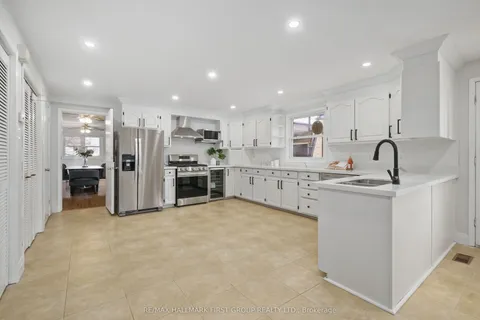 227 Queen Street, ON K9A 1N4