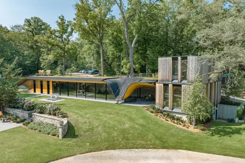 1 Springhill Street, ON L9H 4V2