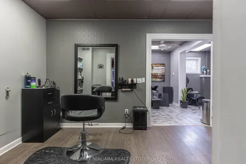 147 Geneva Street, ON L2R 4N7