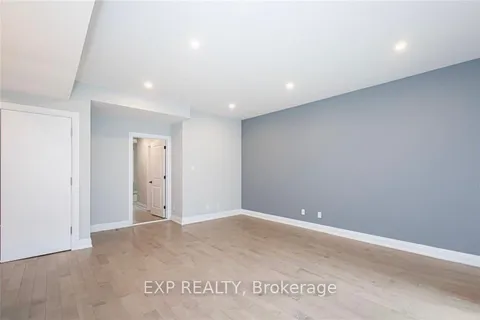 196 POWELL Avenue, ON K1S 2A5