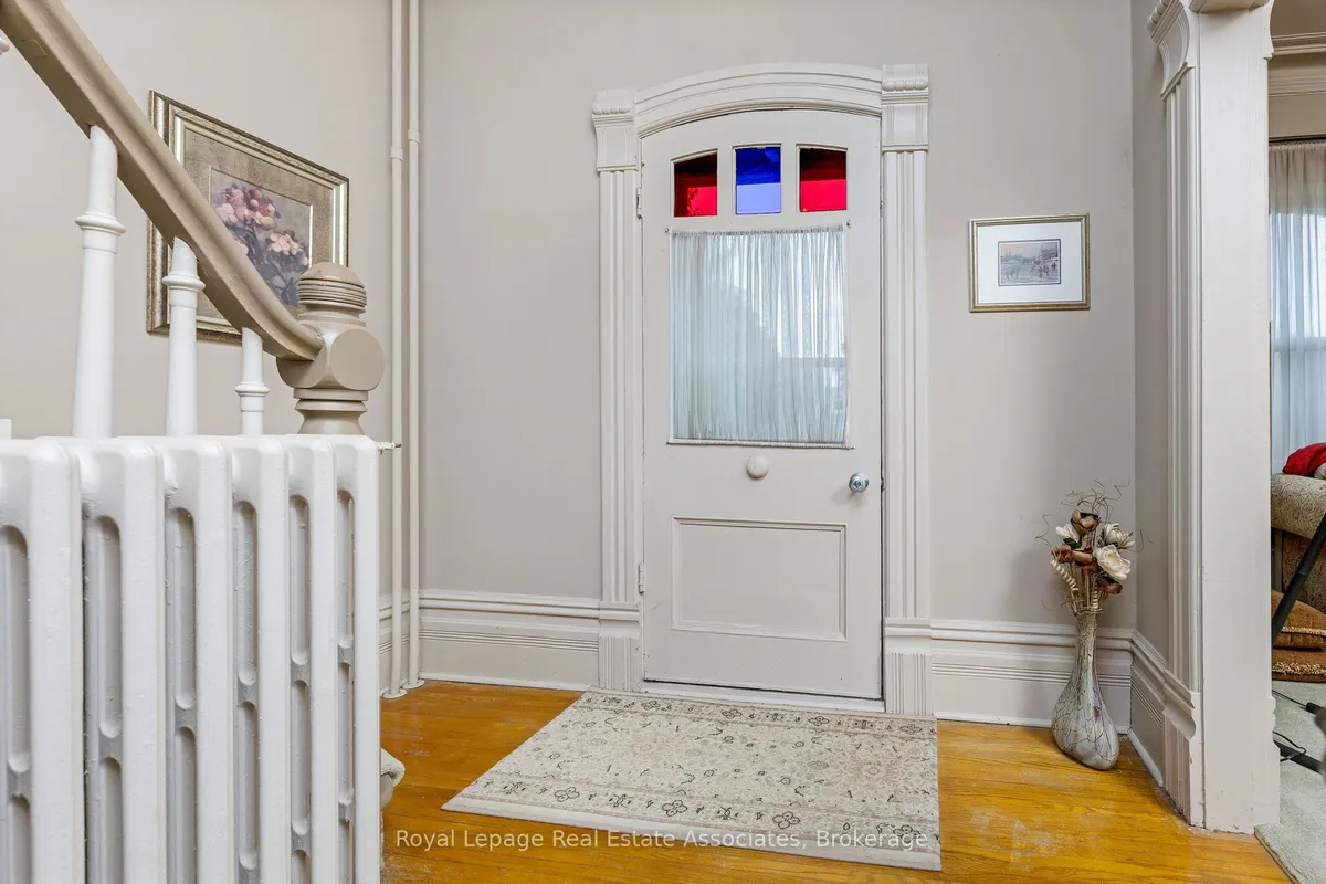 225 Main Street, ON N0B 1T0