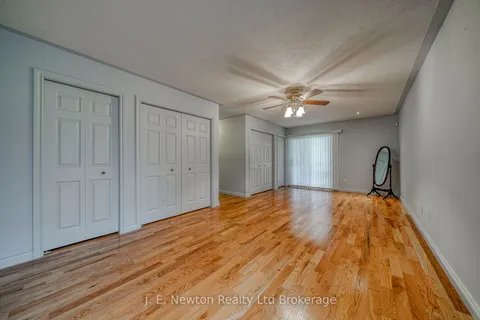 356 Broadway Street, ON N4G 3S3