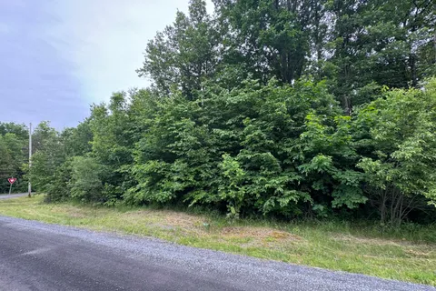 Con 8 Bingley Road, ON K0C 1B0