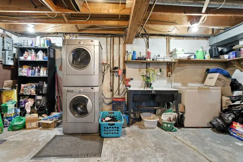 34 Shotwell Street, ON L3C 1N8