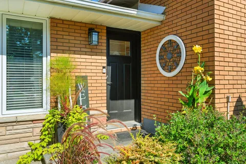 4326 Hillview Drive, ON L3J 0H8