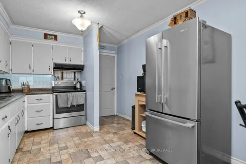 108 Dundas Street, ON K0K 1X0