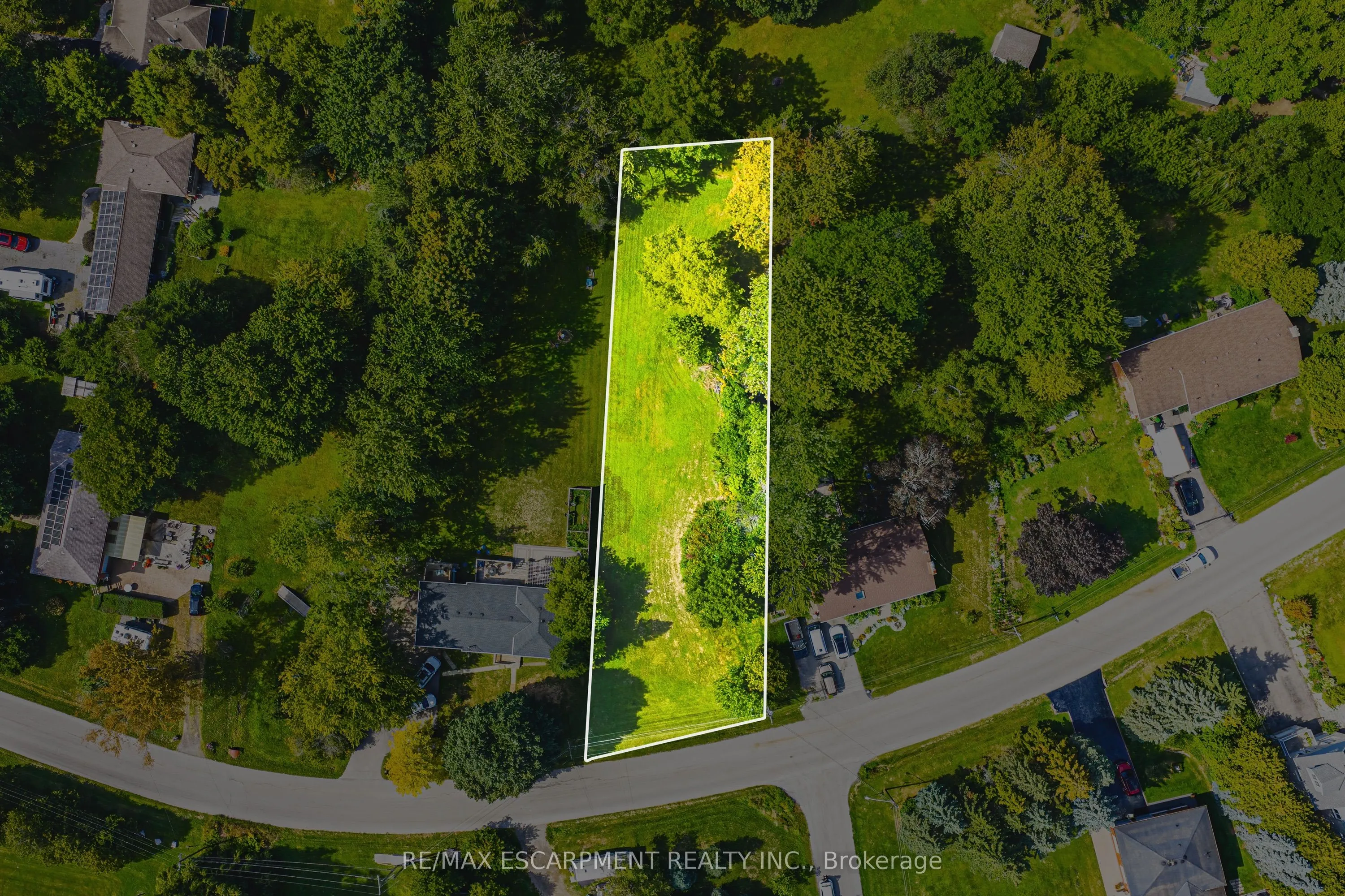 24 Rosebough Street, ON L9H 5C5