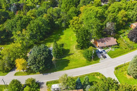 24 Rosebough Street, ON L9H 5C5