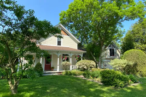 15906 NIAGARA RIVER Parkway, ON L0S 1J0